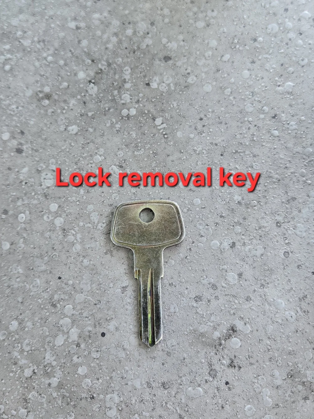 Thule Lock And Key System- 6 Total  With Keys